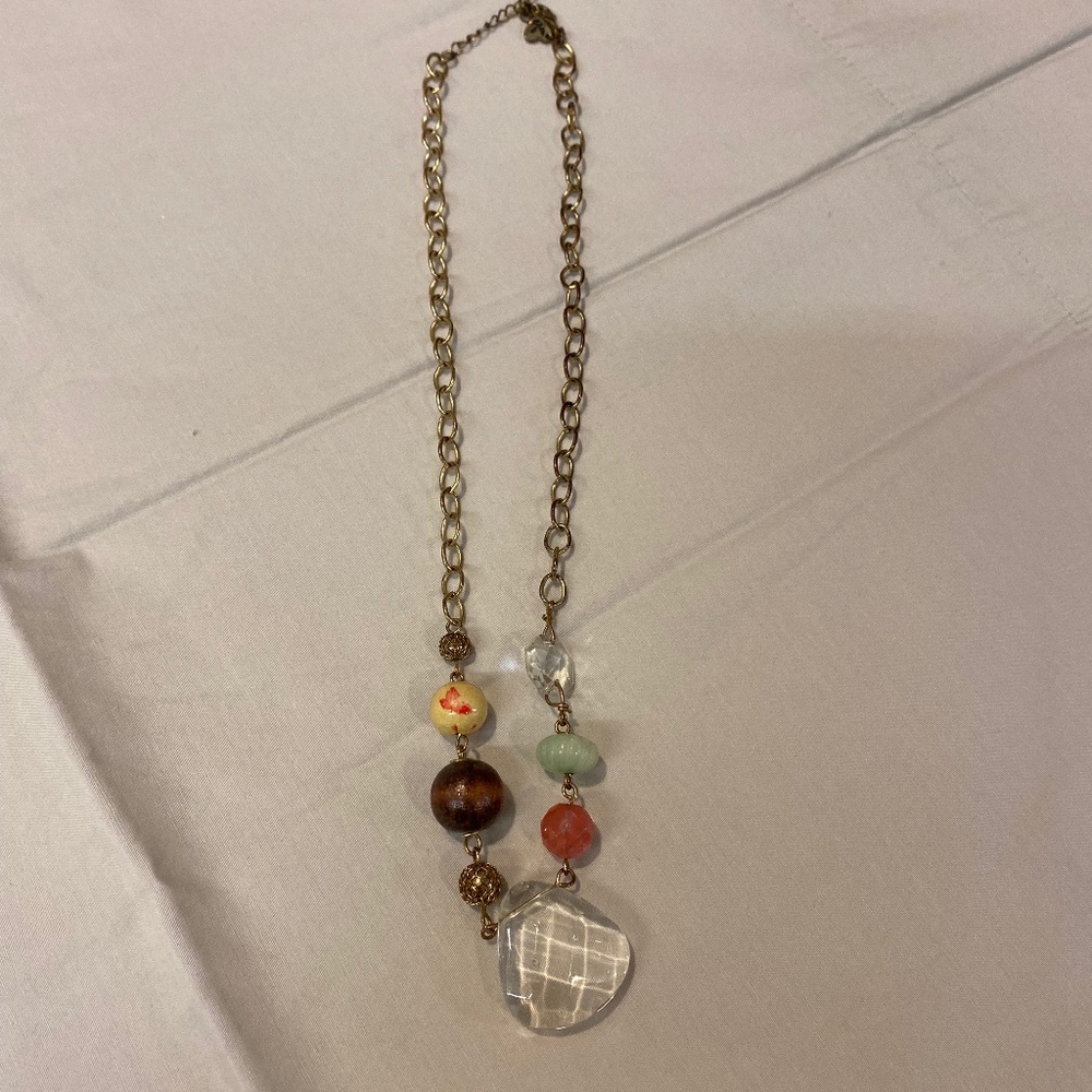 BEAUTIFUL BEAD NECKLACE
